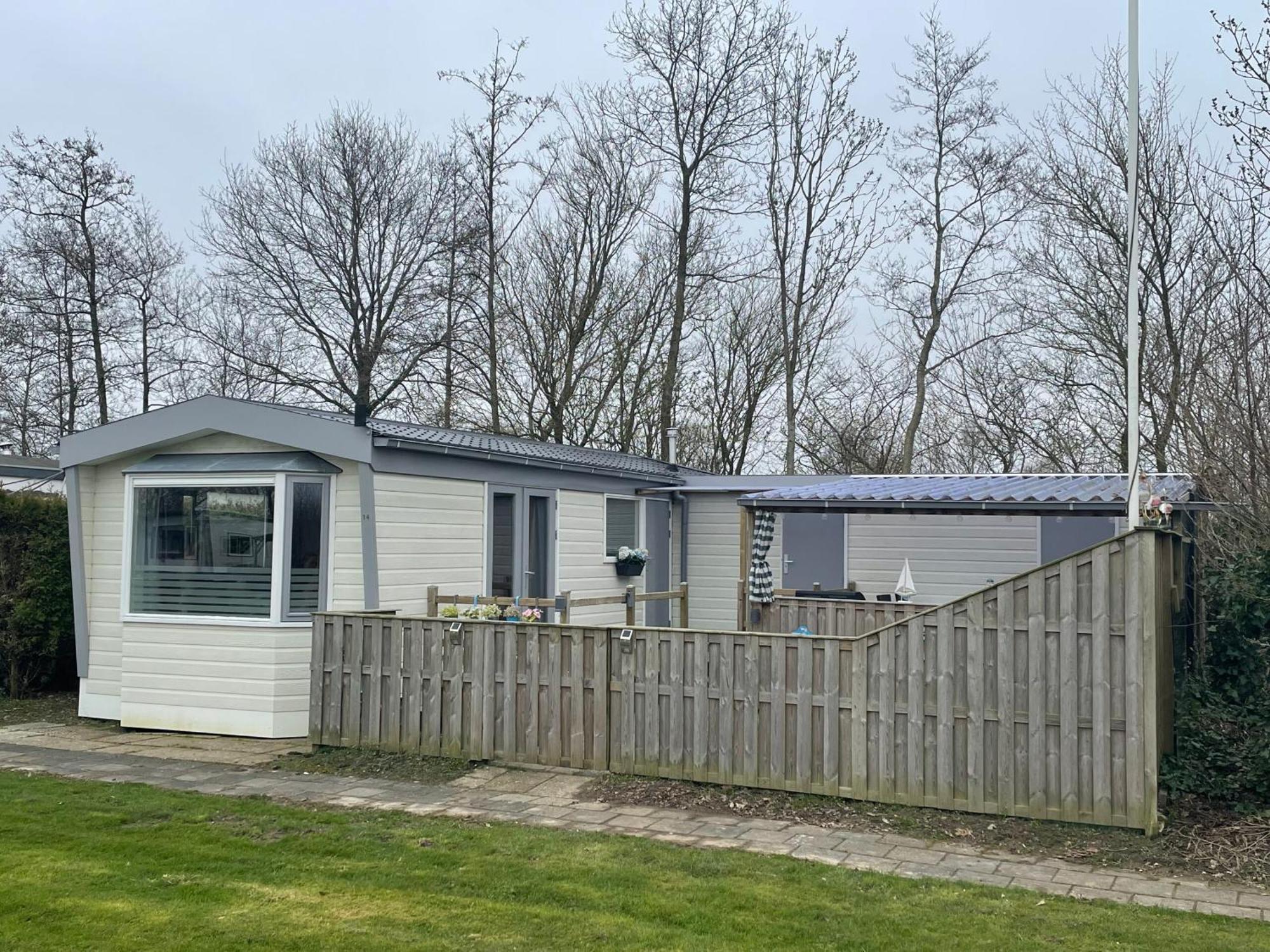 Luxe Chalet Friesland I14 - 5 Pers Westergeest Extérieur photo